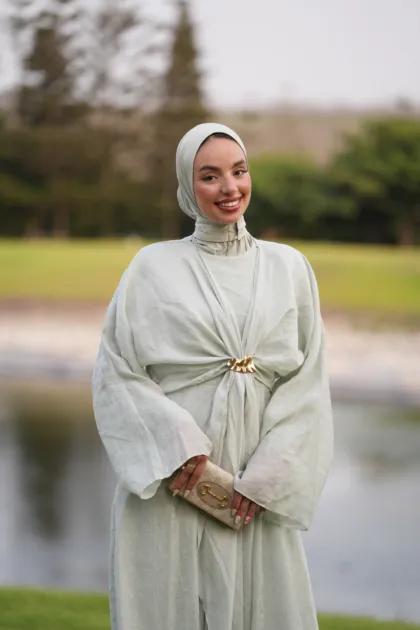Pistachio Dress Céléria – robe longue femme modeste, vue 2
