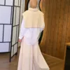 Alma Knit couleur beige porté par le mannequin, boutique CÉLÉRIA Casablanca