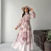 Blush Blossom Dress, robe longue fleurie, vue de face