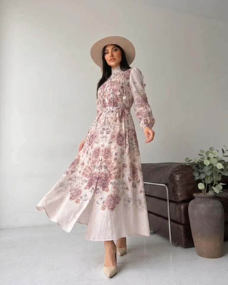 Blush Blossom Dress en mouvement, jupe fluide