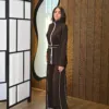 Livia Survêtement couleur marron porté par le mannequin, boutique CÉLÉRIA Casablanca