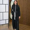 Livia Survêtement couleur noir porté par le mannequin, boutique CÉLÉRIA Casablanca